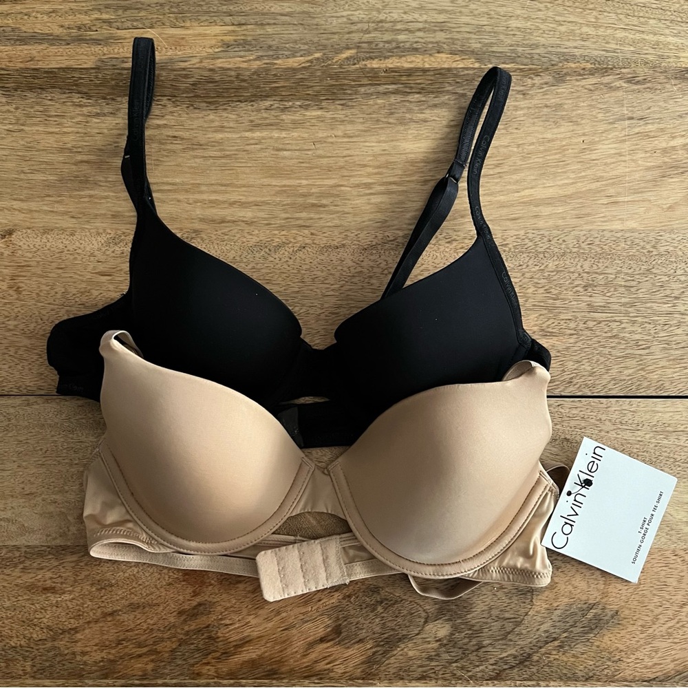 Calvin Klein Underwear 2-Pack T-Shirt Bras in Black & Nude